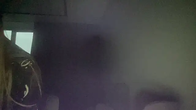 Snapshot of Soul_moon chatting on 10/15/25, 03:12 Soul moon online show from 10/15/25, 03:12