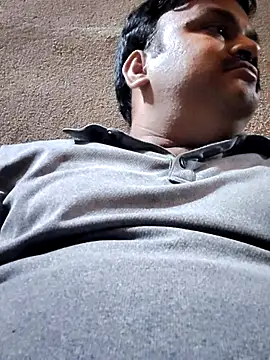 desiyouth94 online show from 10/22/25, 02:50