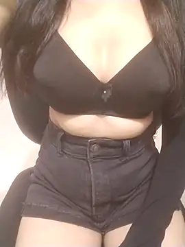 Snapshot of Rosie_Star chatting on 11/05/25, 05:51 Rosie Star online show from 11/05/25, 05:51