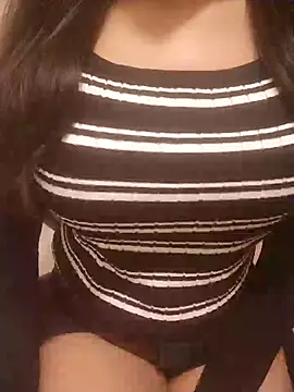 Snapshot of Rosie_Star chatting on 11/09/25, 05:17 Rosie Star online show from 11/09/25, 05:17