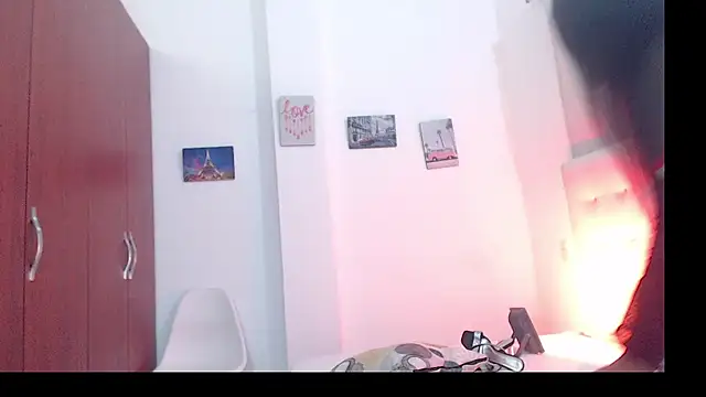 queen-dayanna online show from 10/30/25, 12:28