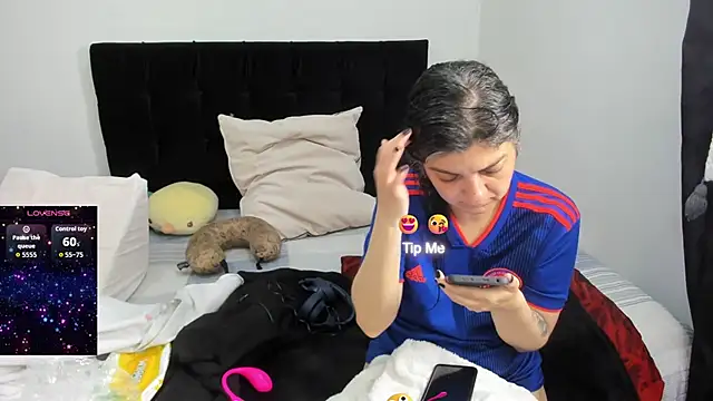 Yin yang hot online show from 10/22/25, 10:26