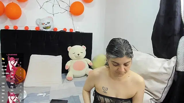 Yin yang hot online show from 10/25/25, 11:43