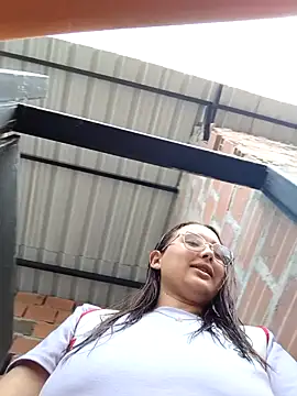 young dairy01 online show from 10/17/25, 12:52