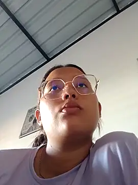 young dairy01 online show from 11/05/25, 12:16