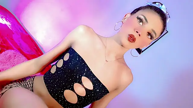 latina dollsex online show from 10/24/25, 05:04