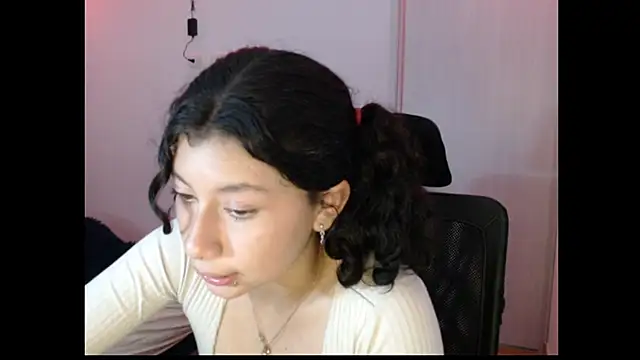 Ivonnybonn online show from 10/29/25, 07:43