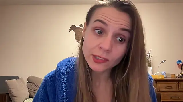 AnnieLove7722 online show from 10/16/25, 10:05