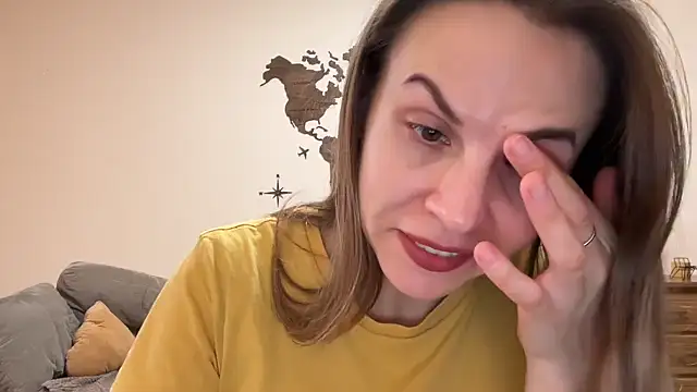 AnnieLove7722 online show from 11/10/25, 10:36