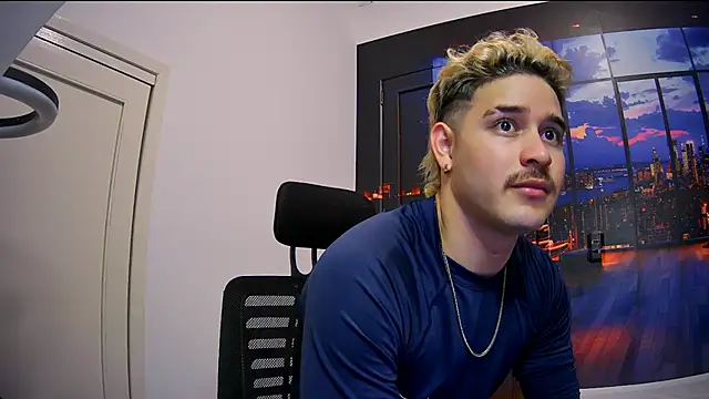 AlexPiersss online show from 10/02/25, 07:43