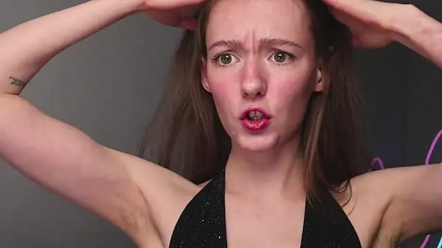 Snapshot of Why_me_stella chatting on 10/13/25, 09:59 Why me stella online show from 10/13/25, 09:59