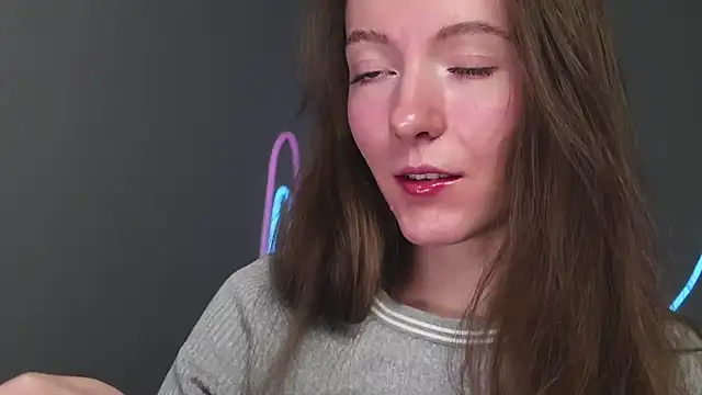 Snapshot of Why_me_stella chatting on 10/16/25, 02:34 Why me stella online show from 10/16/25, 02:34