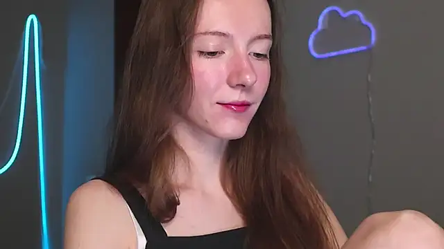 Snapshot of Why_me_stella chatting on 11/09/25, 12:42 Why me stella online show from 11/09/25, 12:42