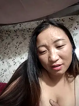 Snapshot of zhen-zo chatting on 11/05/25, 06:02 zhen-zo online show from 11/05/25, 06:02