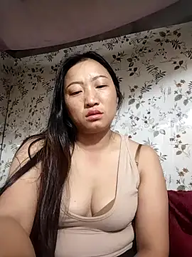 Snapshot of zhen-zo chatting on 11/10/25, 06:40 zhen-zo online show from 11/10/25, 06:40