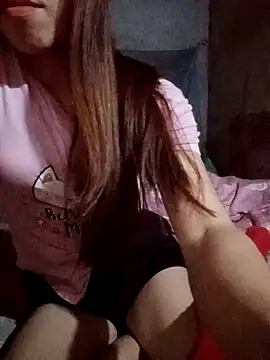 Snapshot of nhinhi-sexy chatting on 11/01/25, 01:51 nhinhi-sexy online show from 11/01/25, 01:51