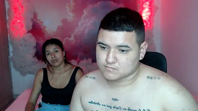 Charly and laura online show from 10/18/25, 07:03