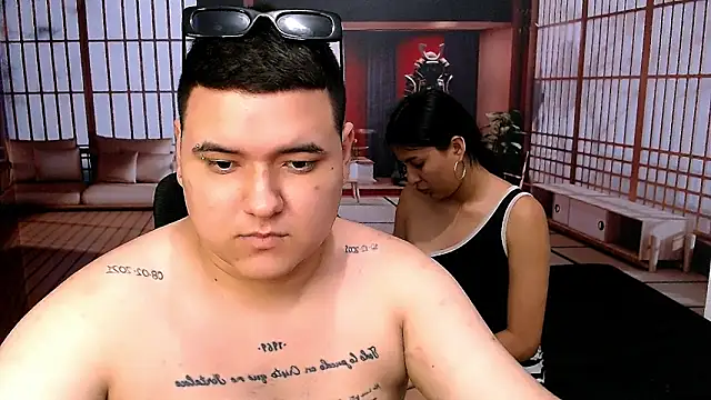 Charly and laura online show from 10/22/25, 07:35