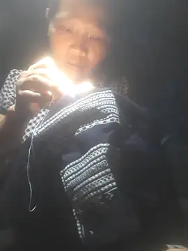 bree-zz online show from 10/07/25, 04:09