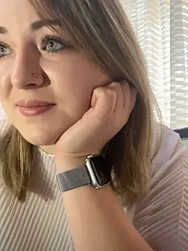 AliseShyness online show from 10/12/25, 08:46