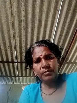 Snapshot of Rs_sonam chatting on 10/19/25, 09:43 Rs sonam online show from 10/19/25, 09:43