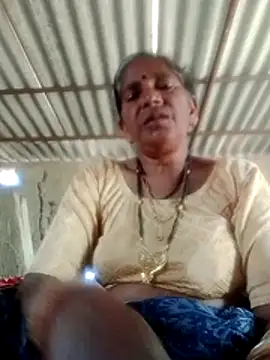 Snapshot of Rs_sonam chatting on 11/08/25, 06:24 Rs sonam online show from 11/08/25, 06:24