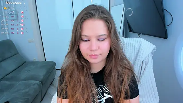 Snapshot of Eva_Cheeky chatting on 10/07/25, 05:37 Eva Cheeky online show from 10/07/25, 05:37