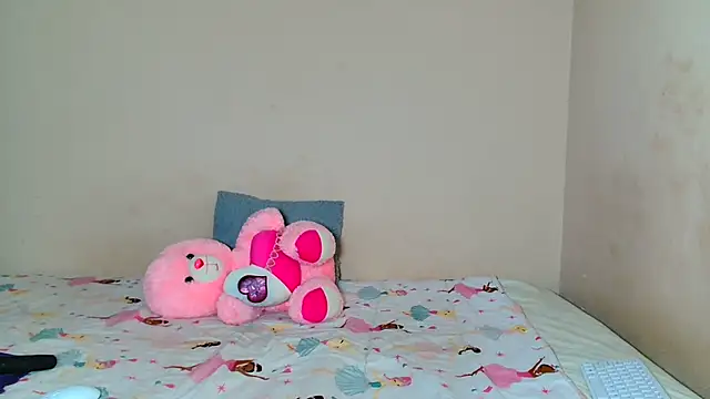 SlimSexxy21 online show from 11/17/25, 09:15