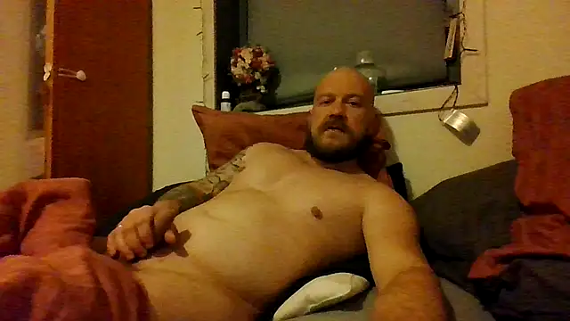 Snapshot of Real_viking chatting on 11/16/25, 07:19 Real viking online show from 11/16/25, 07:19