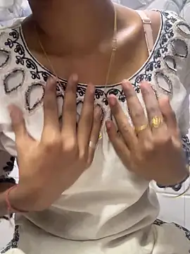 Nencycute1 online show from 10/06/25, 02:47