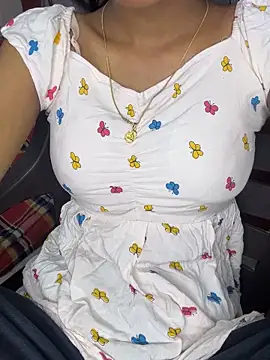 Nencycute1 online show from 10/26/25, 06:19