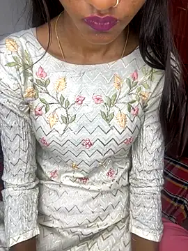 Nencycute1 online show from 11/02/25, 06:16