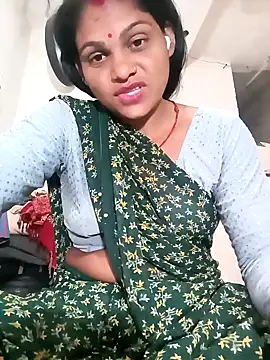 Snapshot of SHMA-77 chatting on 09/29/25, 07:24 SHMA-77 online show from 09/29/25, 07:24