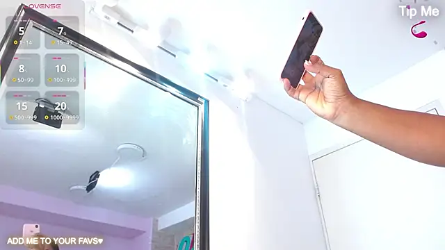 Snapshot of MelissaSam_ chatting on 11/07/25, 01:22 MelissaSam online show from 11/07/25, 01:22