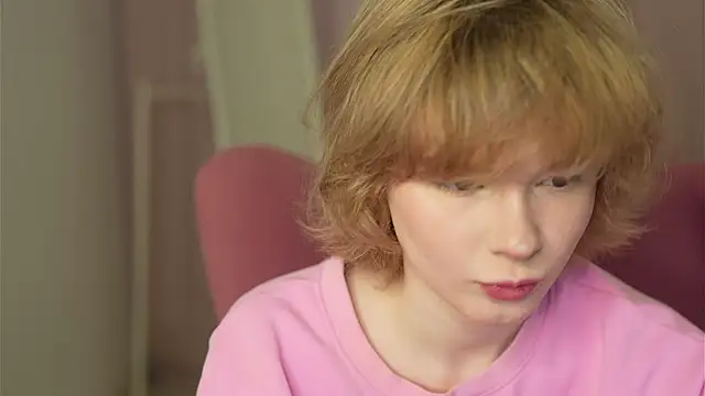 misska   online show from 11/06/25, 07:42