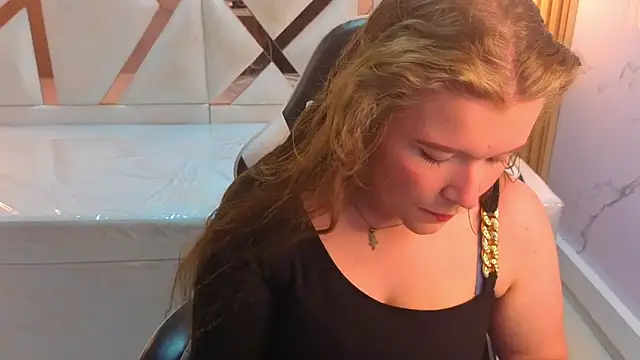 carla tp online show from 10/26/25, 12:55