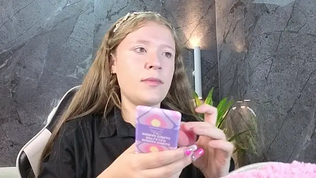 carla tp online show from 10/30/25, 12:50