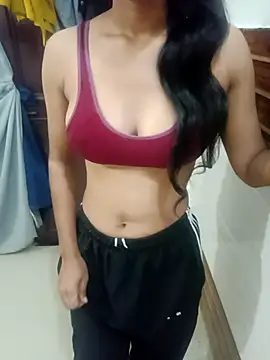 Snapshot of Meenu_rani6 chatting on 11/16/25, 05:07 Meenu rani6 online show from 11/16/25, 05:07