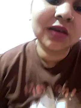 Snapshot of Mamta-Thakur chatting on 10/28/25, 06:32 Mamta-Thakur online show from 10/28/25, 06:32