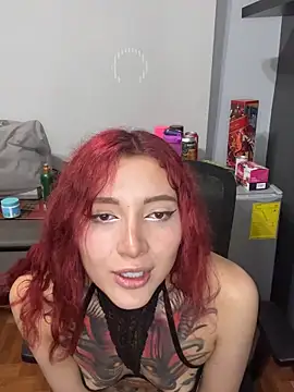 Snapshot of SelenaRouge1 chatting on 11/23/25, 04:01 SelenaRouge1 online show from 11/23/25, 04:01