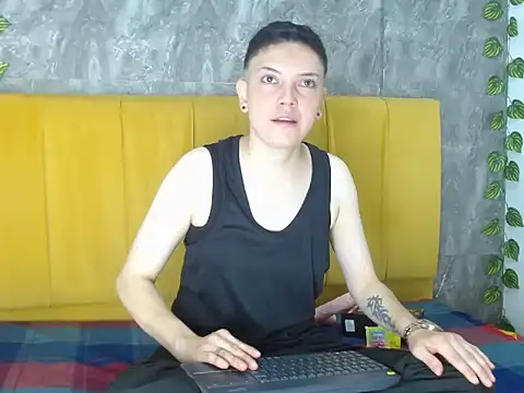 alexmadisoncm101 online show from 11/02/25, 03:20