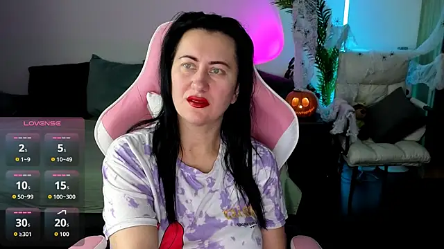 monnica vibe  online show from 10/20/25, 07:42