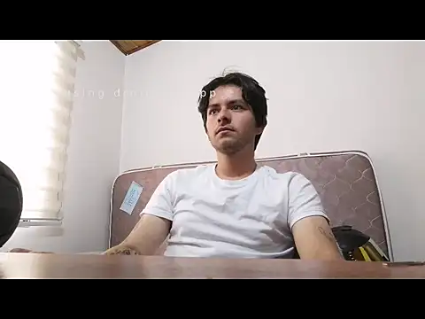 Kael D online show from 10/12/25, 06:18