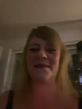 Curvyveri93 online show from 11/02/25, 12:46