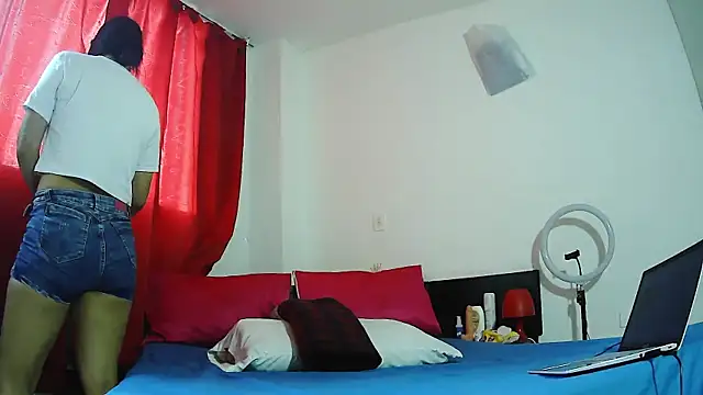 MissAsly online show from 11/16/25, 04:34