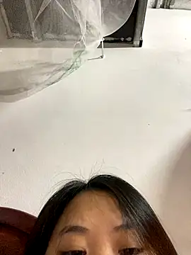 Phuong xx online show from 10/02/25, 02:24