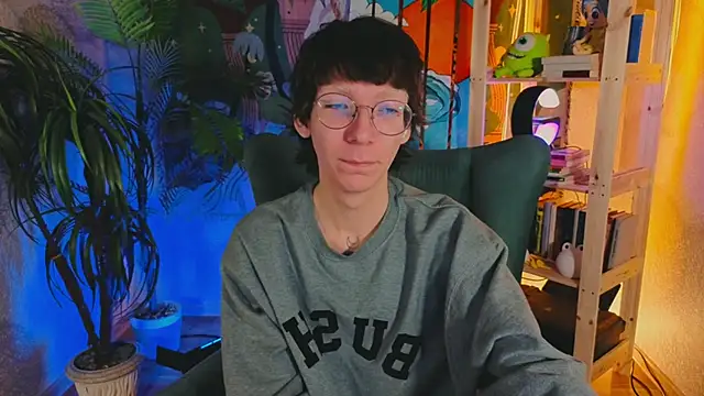 TommieHi online show from 10/25/25, 05:26