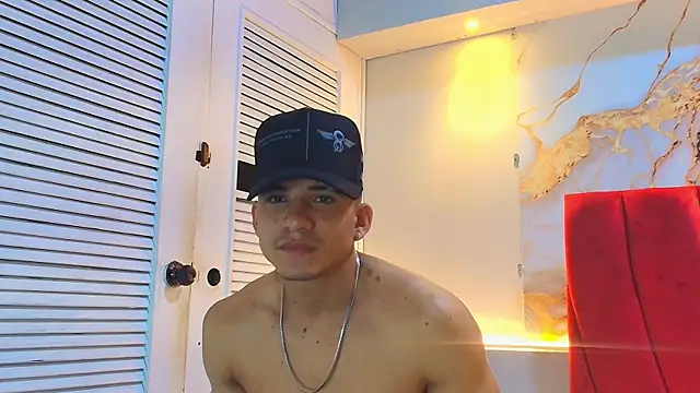 daniscot online show from 10/14/25, 03:51