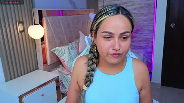 Snapshot of lila_cute1 chatting on 11/04/25, 06:40 lila cute1 online show from 11/04/25, 06:40