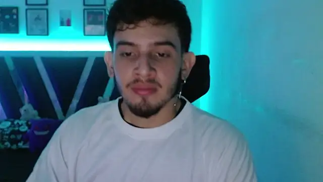 Sebasxxl12 online show from 10/15/25, 04:40